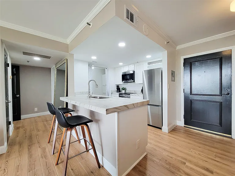 3525 Sage Rd #908 — Photo 17