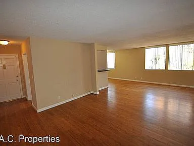 5036 Coldwater Cyn Ave. — Photo 2