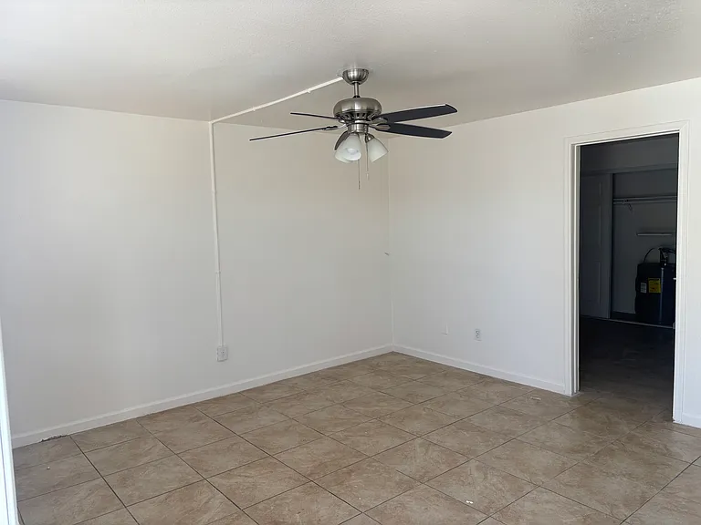 1629 Turquoise Rd #C — Photo 3