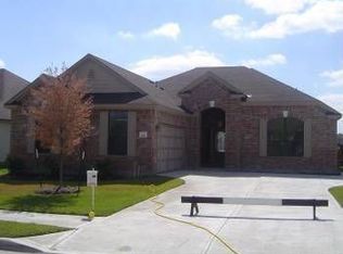 605 Willow Walk Dr, Pflugerville, TX 78660