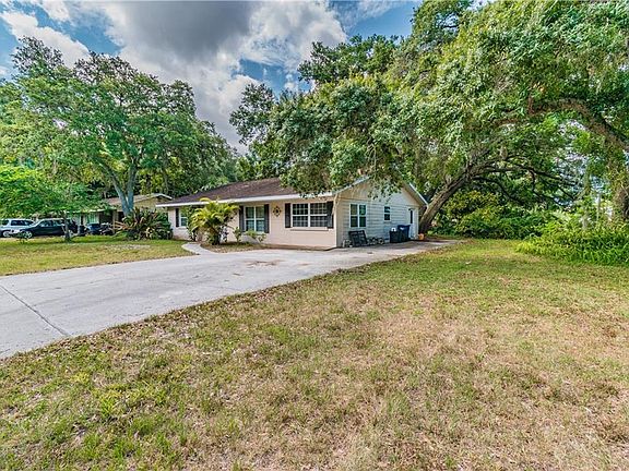 3rd image of 2406 52nd Avenue Dr W