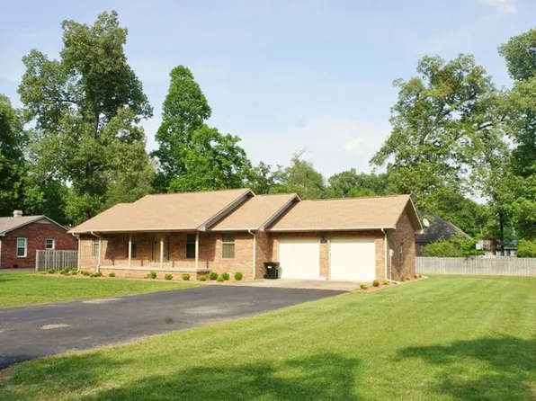 10 White Oak Ln, Metropolis, IL 62960