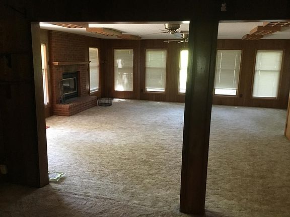 Very large Family Room