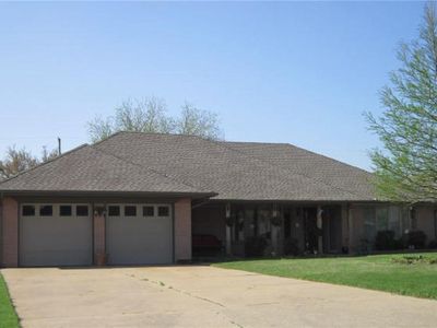 2704 NW 58th St, Oklahoma City, OK, 73112