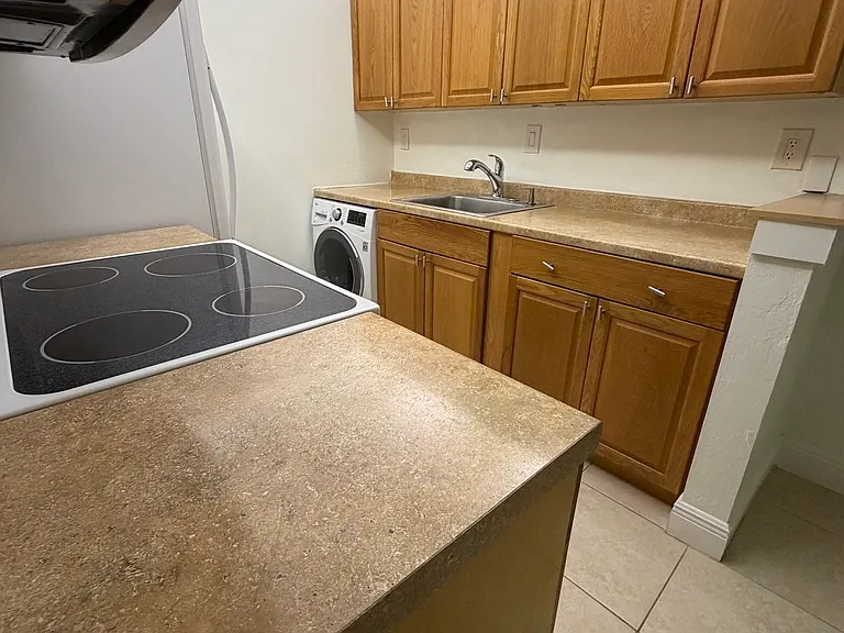 7101 Miami Lakes Dr #Q11 — Photo 9