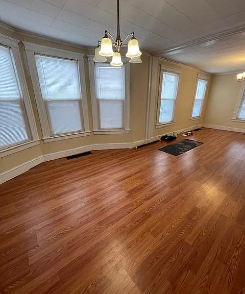 16 Byron St #1 — Photo 2