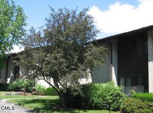 71 Courtland Ave APT 3, Stamford, CT 06902