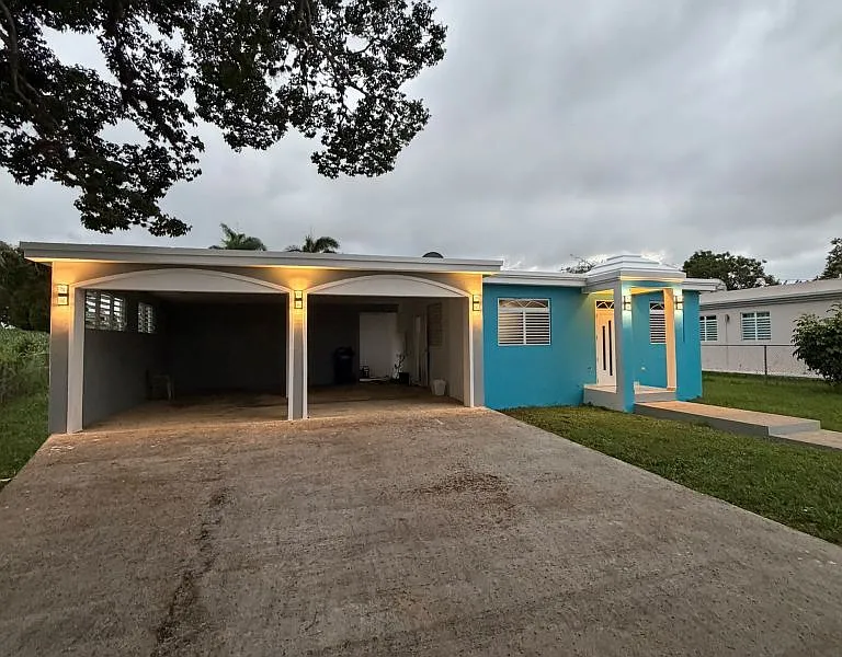 3 bed, 1.0 bath, 898 sqft, $1,550 — Photo 2