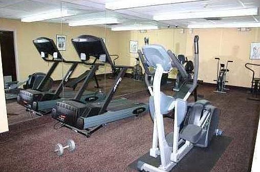 5th image of 2851 NE 183rd St APT 210E
