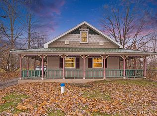 61980 Mayflower Rd, South Bend, IN 46614