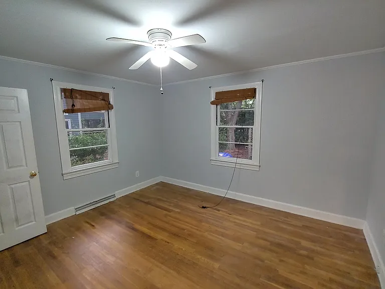 100 Westview Dr — Photo 8