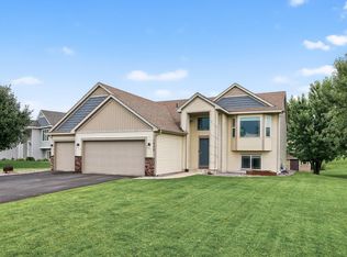 1805 10th St NE, Buffalo, MN 55313