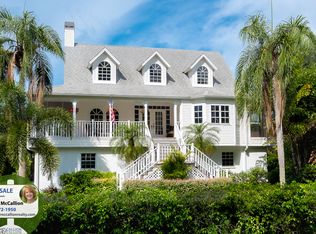 9409 Moonlight Dr, Sanibel, FL 33957