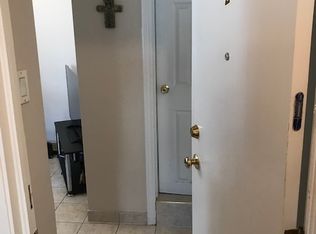 627A Dufferin St #2, Toronto, ON M6K2B2