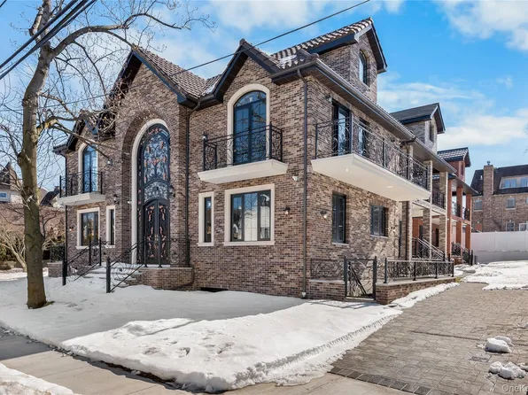 3518 221ST Street, Bayside, NY 11361