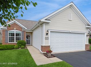 844 Butterfly Field Dr, Elgin, IL 60124