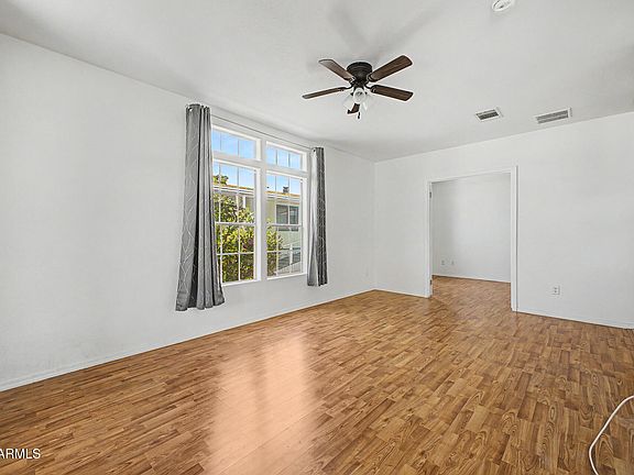 4th image of 19802 N 32ND Street #156