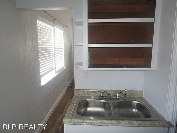 5th image of 319 5th Ave APT 4