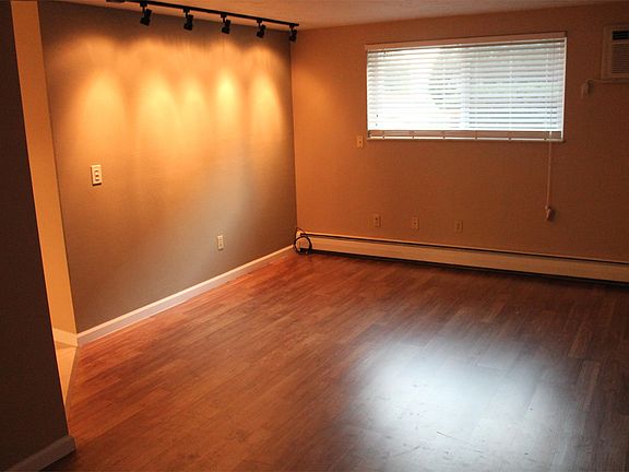 2nd image of 235 E Erie Ave APT A1