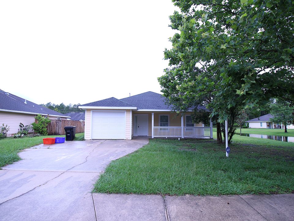 4580 NE 16th Terrace