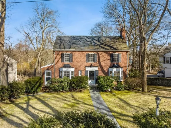 62 Rangeley Rd, Brookline, MA 02467