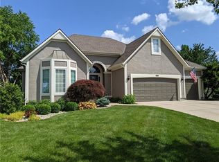 7609 W 148th St, Overland Park, KS 66223