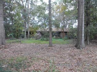 12600 King Arthur Dr, Grand Bay, AL 36541
