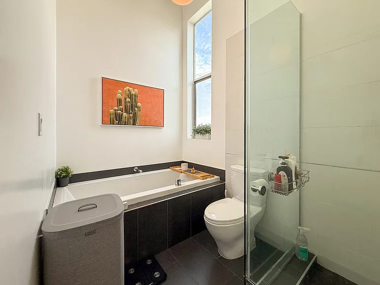 Cullen St — Photo 14