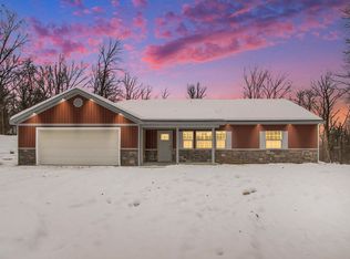 2824 E B Ave, Plainwell, MI 49080