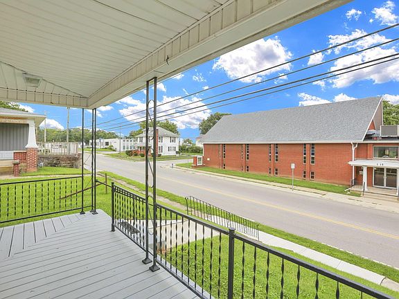 5th image of 1414 Cedar Hill Rd