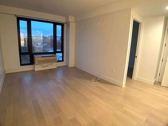 5th image of 571 4th Ave #812