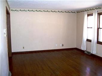 3rd image of 601 Topeka Ave