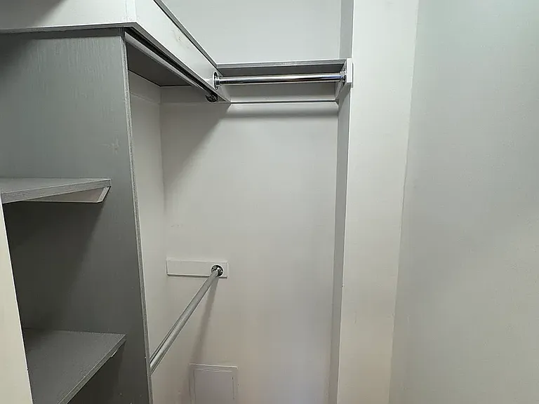 197 Norman Ave #1A — Photo 3