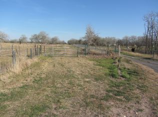 1031 Del Goehring Rd, Yorktown, TX 78164