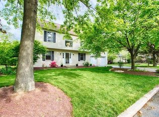 1905 Blossom Hill Rd, Easton, PA 18040