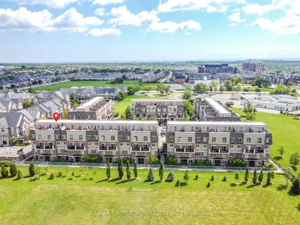 2441 Greenwich Dr #29, Oakville, ON L6M 0S3