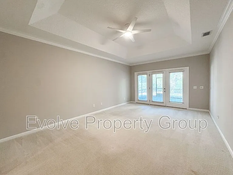 822 Summer Bay Dr — Photo 32