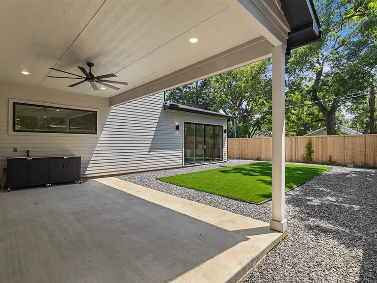 607 Grandview Ave — Photo 31