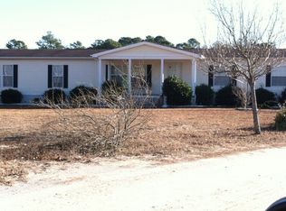 118 Fireflite Ln, Sneads Ferry, NC 28460