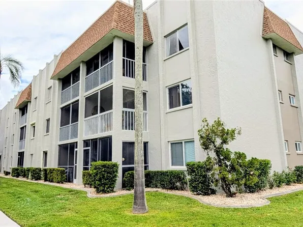 1310 Glen Oaks Dr E Unit 289E, Sarasota, FL 34232