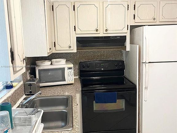 3rd image of 1521 NW 43rd Ave APT 107