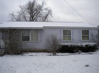 707 Lincoln Ave, Lockport, NY 14094