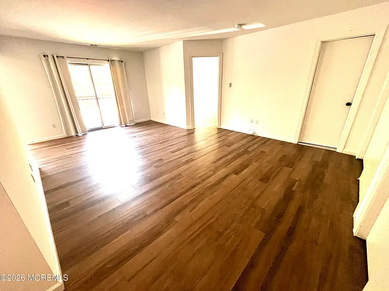 18 Diane Dr #18 — Photo 6