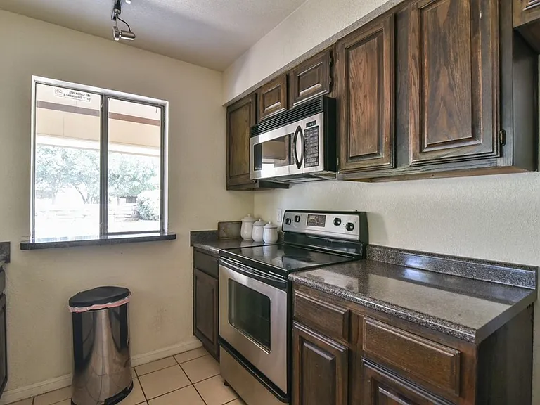1906 Emerald Pl #1214 — Photo 31
