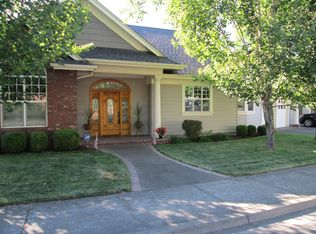 2258 33rd St, Springfield, OR 97477