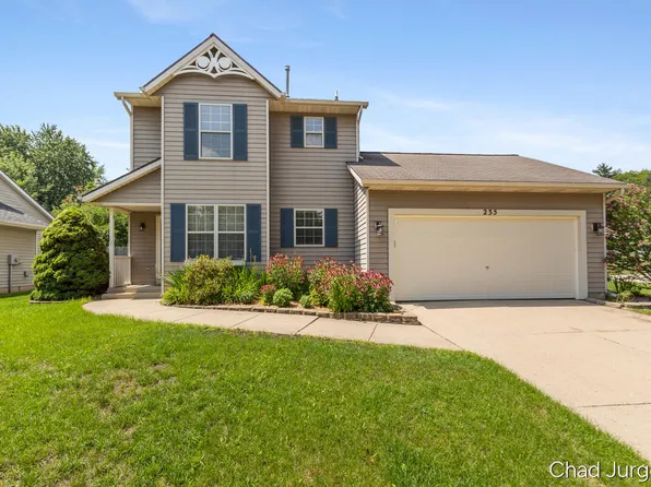 235 Olivia Ct NW, Grand Rapids, MI 49504