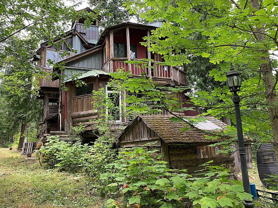 1st image of 457 Hillcrest Dr