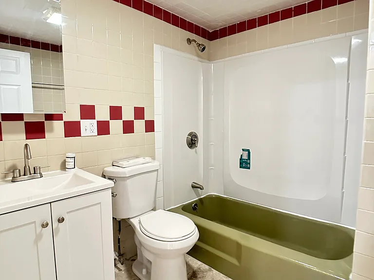 64-66 Mapleton St #2 — Photo 7