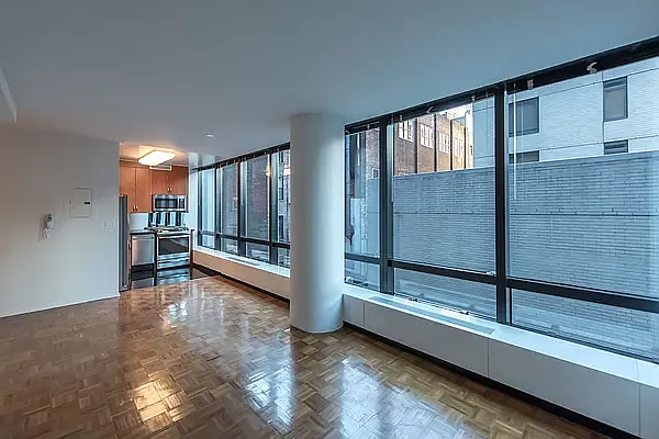 Rented by Solow Realty | media 5