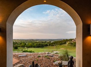 3932 E Kite Dr, Kerrville, TX 78028